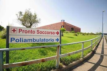 Coronavirus, medico di Agrigento dato per morto al tg, ma era un omonimo: Amici, sono vivo Coronavirus, medico di Agrigento dato per morto al tg, ma era un omonimo: Amici, sono vivo